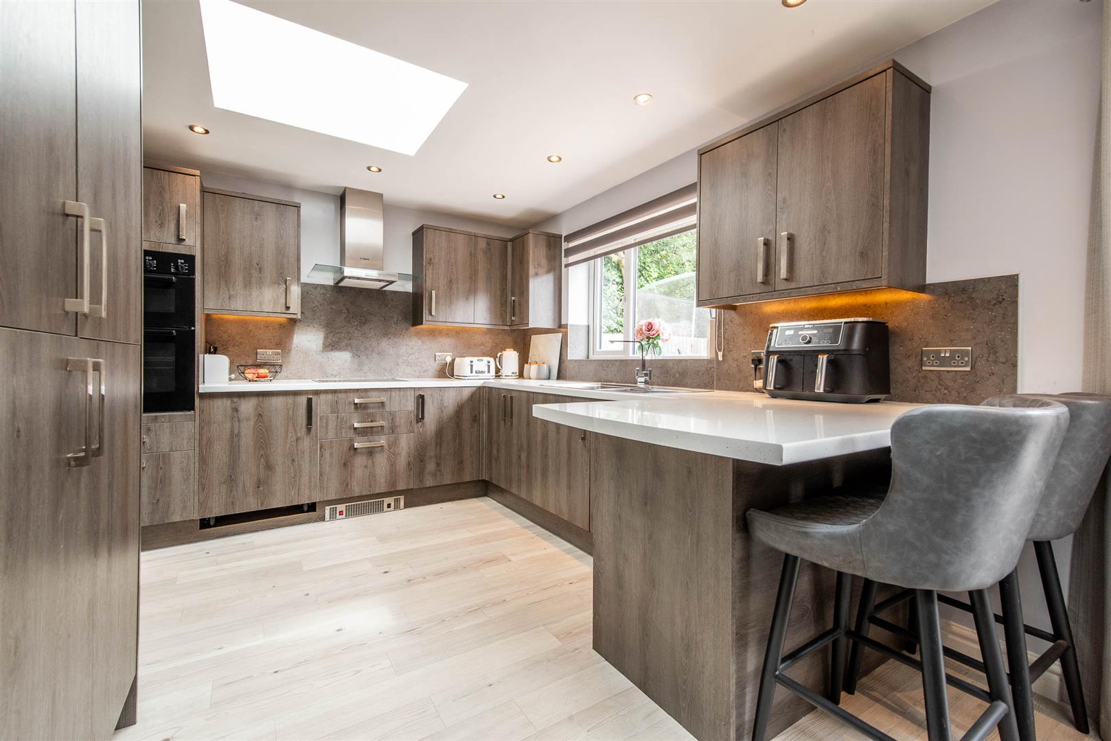3 bed property in Hern Avenue, Preston